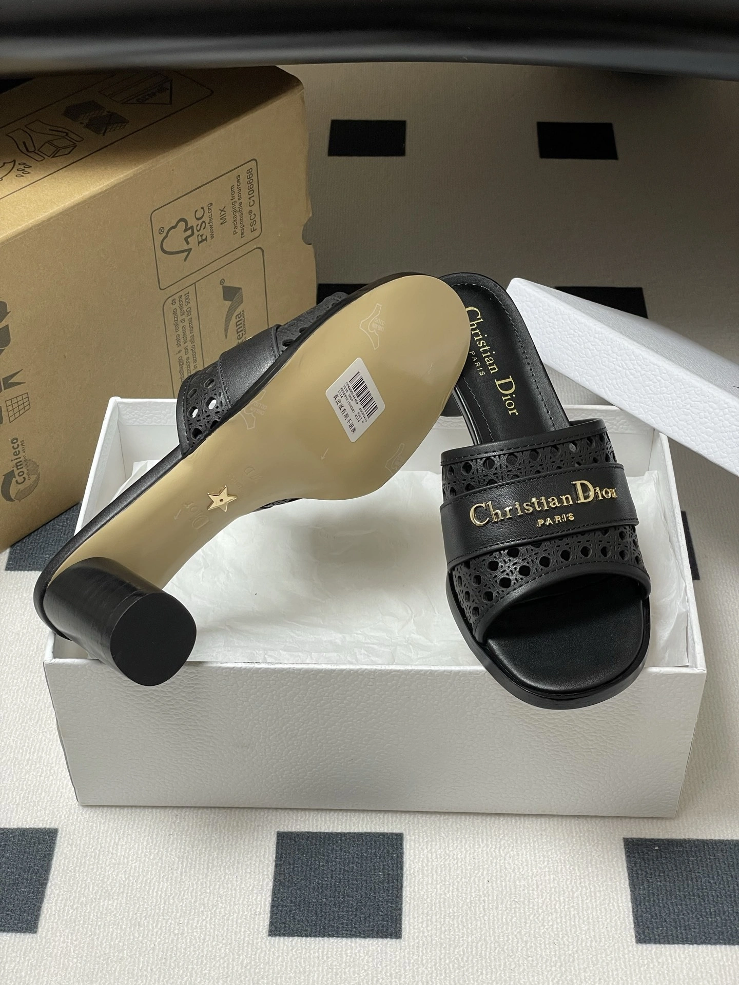 COCO-- 4ior KDO291MLC_S900 Calfskin D-Lane Heel height：5.5CM item:E-X000H1628